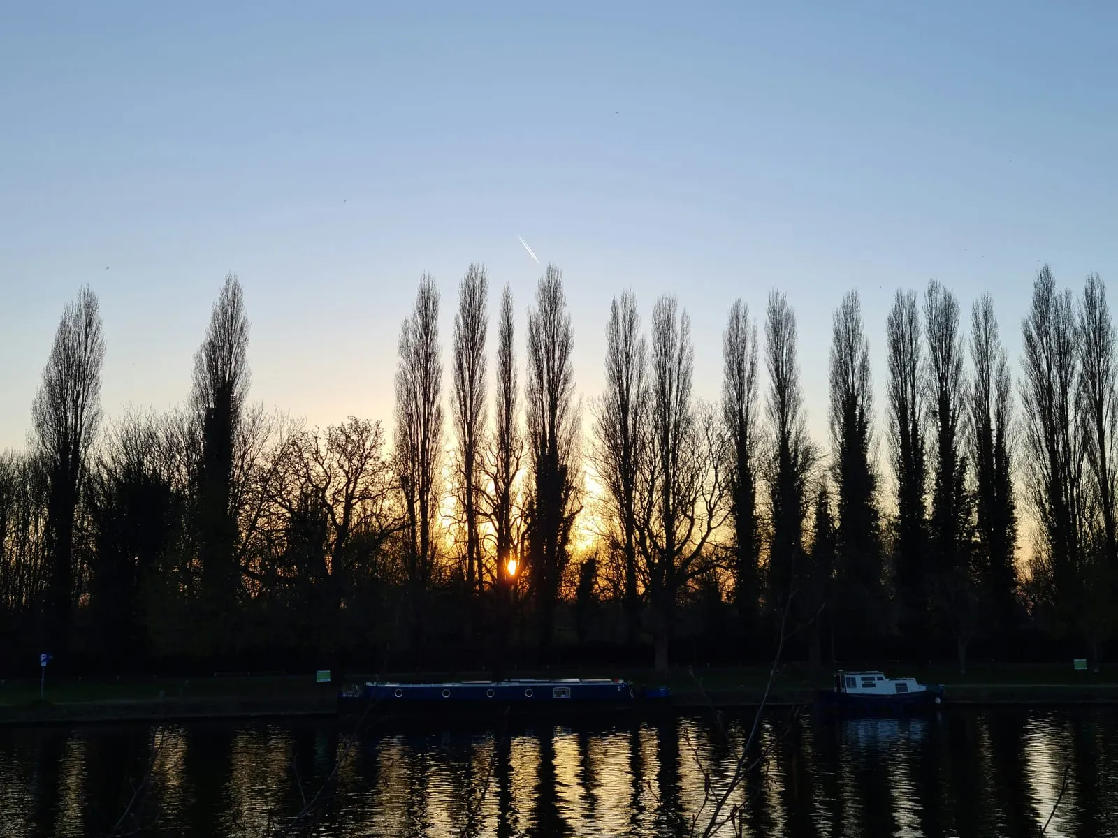 Sunset over the Thames